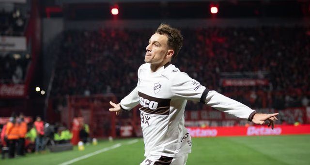 Debut soñado para Palermo: Platense venció a Independiente