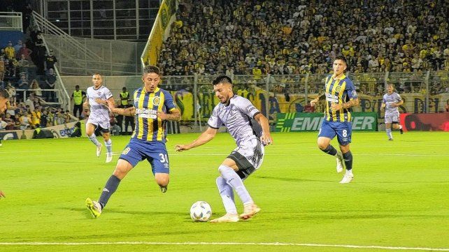 Barracas Central ganó en el Gigante de Arroyito y está en puestos de clasificación.