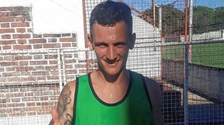 Joaquín Hagelstrom realizó sus primeros movimientos en barrio San Martín.