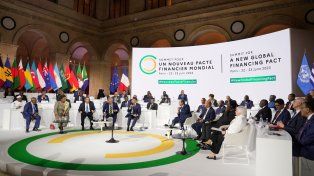  La cumbre para un nuevo pacto financiero global de París no logró acuerdo sobre un impuesto global al transporte marítimo