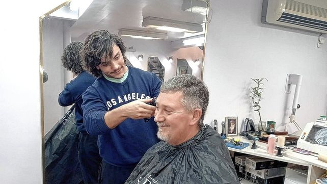 El Día del Peluquero y el saludo de la Federación Entrerriana.