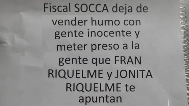 Uno de los volantes que aparecieron en calles de Arroyito&nbsp;
