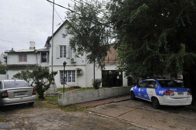 Bajo investigación. La seccional de Darragueira al 1100.
