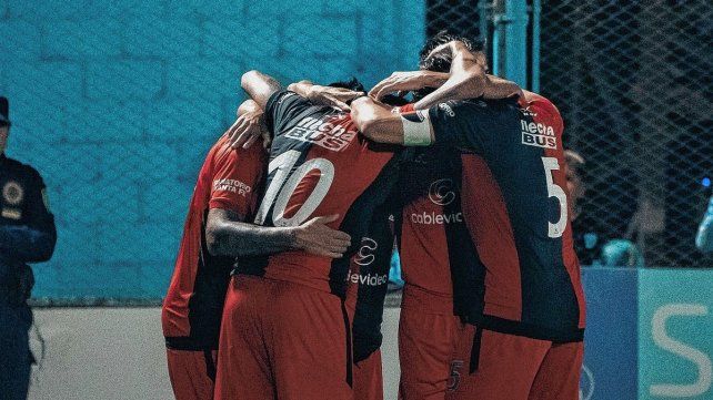 Colón basa su éxito en un mix entre experiencia y juventud.