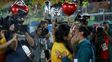 una rugbier brasilena se comprometio con su novia en plena cancha una rugbier brasilena se comprometio con su novia en plena cancha