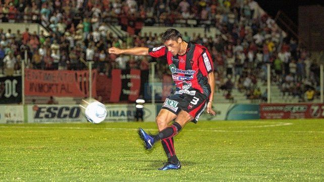 Franco MIranda disputó 31 encuentros con la camiseta de Patronato desde inicios de 2011 hasta junio de 2012.