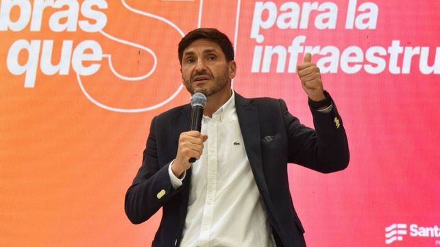 El gobernador Maximiliano Pullaro defendió los ejes de la reforma constitucional que impulsa el oficialismo.&nbsp;