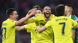 Desbordante festejo de Lo Celso por la clasificación del Villarreal a la semifinal de la Champions