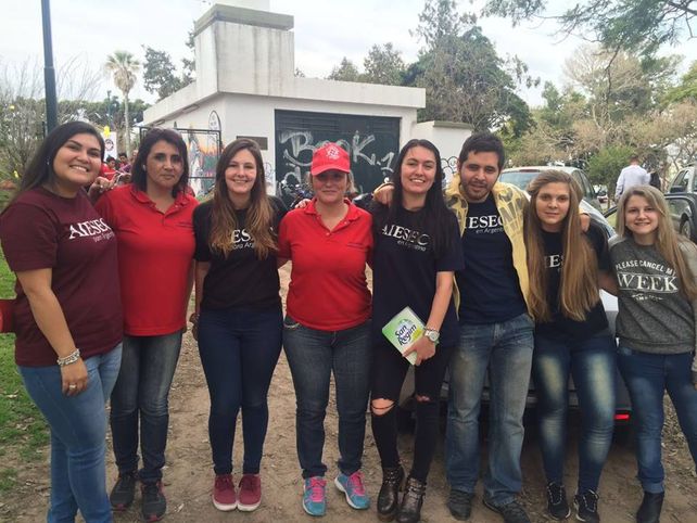 Invitan a sumarse a una red de voluntariado internacional