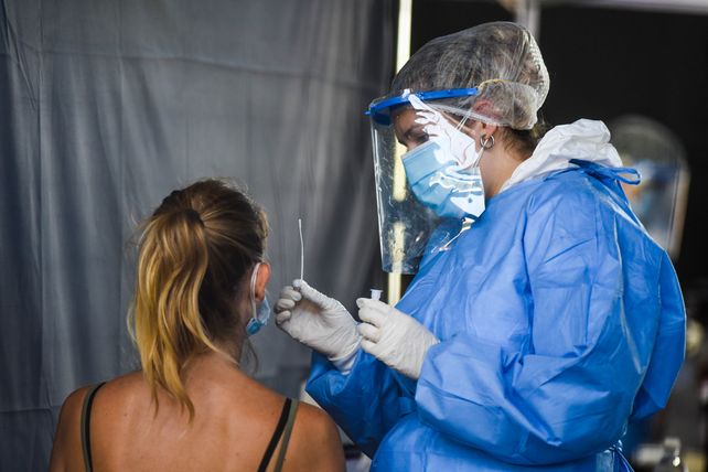 Coronavirus: informaron 139 muertos y 128.402 en las últimas 24 horas en el país