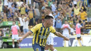 El primero. Almada anotó el transitorio empate en la derrota de Central ante Godoy Cruz en el Gigante.&nbsp;