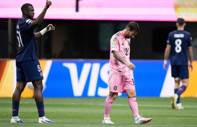 Lionel Messi no pudo imponer su jerarquía ante PSG.