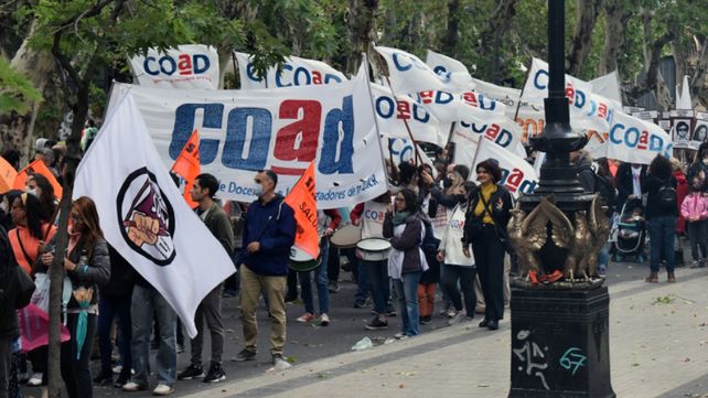 Los docentes nucleados en Coad preparan una nueva medida de fuerza.