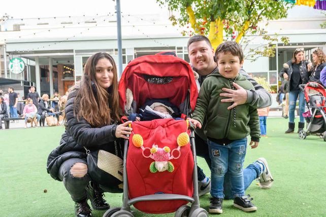 Angie Carreras, César Virgilio, Ian y Nina