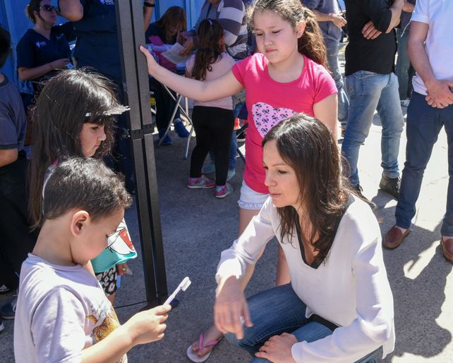 Con los más chicos. La ministra de Desarrollo Social de la Nación