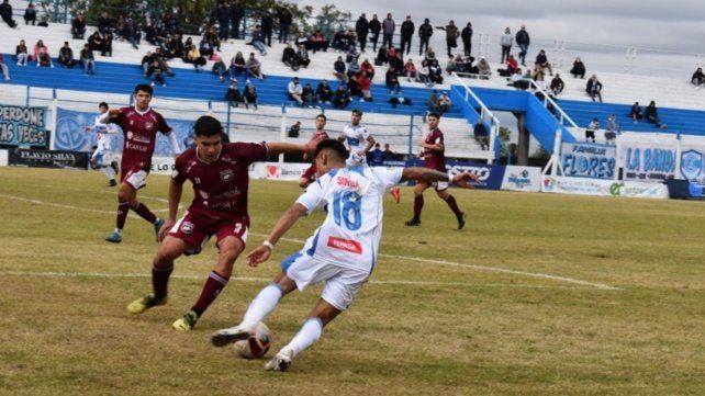 Gimnasia de Concepción del Uruguay empieza a despegar en el Federal A.