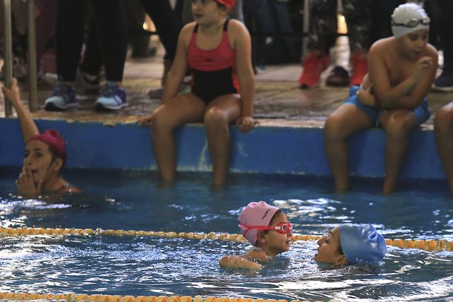 Torneo de Natación 114° Aniversario del Club Atlético Estudiantes de Paraná