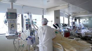 Se registró un récord de pacientes con Covid-19 en terapia intensiva en el país: 7.417