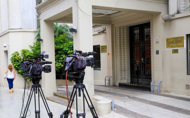 Denuncian al juez que autorizó el uso de dióxido de cloro en el caso del hombre con coronavirus