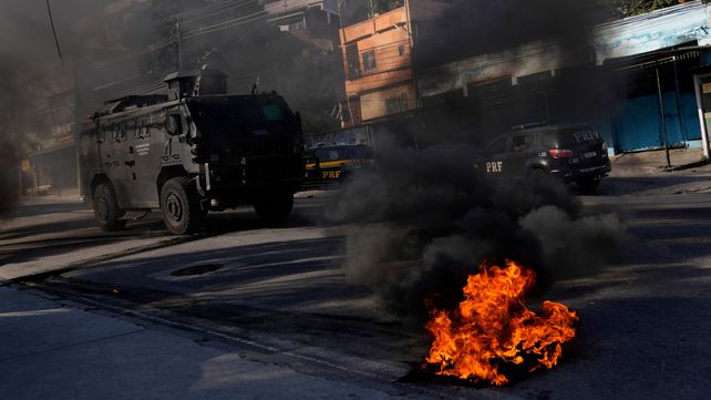 Al menos 18 muertos en un operativo policial en una favela de Río de Janeiro