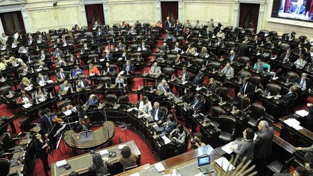 Juez declaró la inconstitucionalidad del DNU que modifica ley de ART