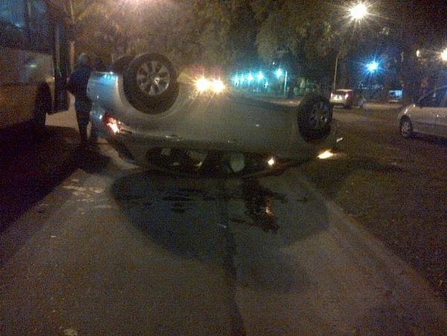Gentileza @Veroensinas