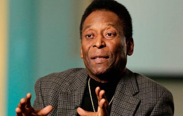 Pelé aseveró que siempre se enfrentó a insultos racistas