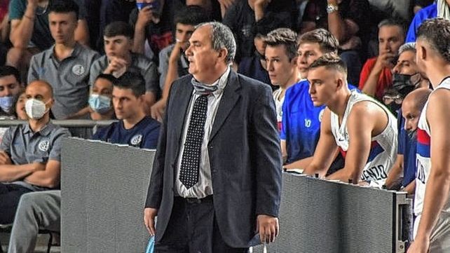 San Lorenzo comunicó la salida del entrenador Álvaro Castiñeira