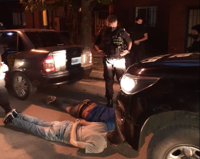 Atacaron a balazos un móvil policial que realizaba un patrullaje en la zona sur