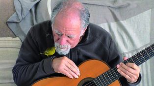 Amigos. Durante su último viaje a España, Víctor entabló amistad con alguien muy especial: El Chingolito.&nbsp; 