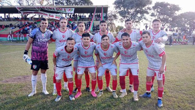 Coronel Aguirre. El rojiverde igualó ante Newell’s y manda la Zona D. El domingo arranca la Copa Santa Fe en Villa Constitución.