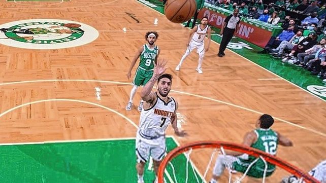 Facundo Campazzo pisó mucho tiempo la cancha en el revés de Denver contra Boston.&nbsp;