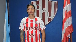 Unión oficializó la contratación de Bryan Castrillón