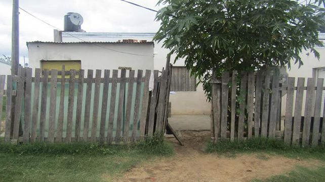 Ataque. La víctima fue hallada agonizando en su habitación.