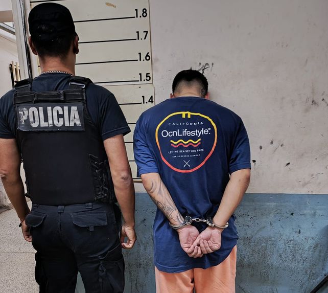 Villa Gobernador Gálvez: lo detuvieron por realizar disparos al aire mientras paseaba en auto