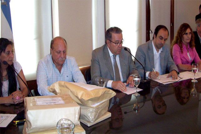 Avanza el Programa Solidario e Integrador de Cloacas en la ciudad de Santa Fe