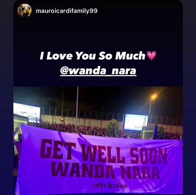 Los hinchas de Galatasaray sorprendieron e hicieron emocionar a Wanda Nara