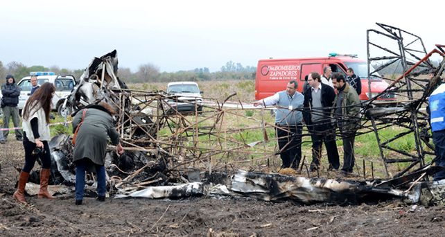 Dos muertos al caer una avioneta cerca de Paran&aacute;