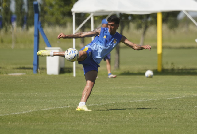 Central entrenó este lunes en Arroyo Seco y tiene programados dos partidos amistosos.