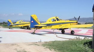 Herido grave al caerle de un hidroavión 1500 litros de agua por el desafío del baldazo