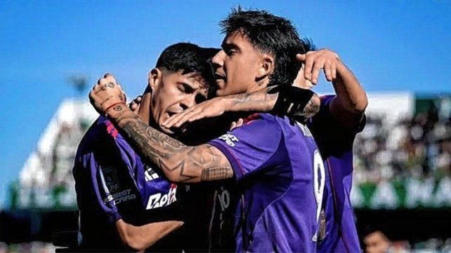 River venció a Banfeld 3-2.
