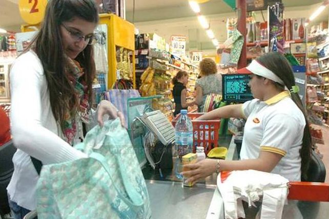 La Cámara de Polirubros se suma a la campaña de erradicación de bolsas plásticas