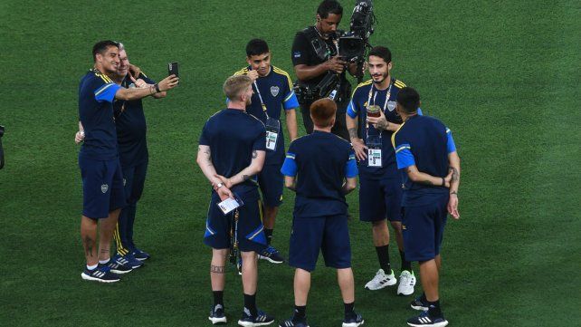 El plantel de Boca realizó este viernes el reconocimiento del campo de juego del estadio Maracaná