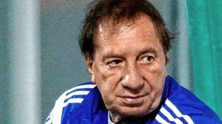 Un conocido de Carlos Bilardo se mostró preocupado por el estado de salud del exDT de la Selección Argentina.