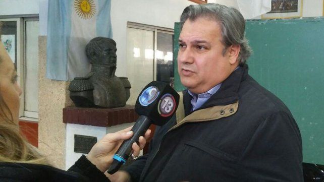 El ministro de Gobierno provincial señaló que las elecciones comenzaron con normalidad.