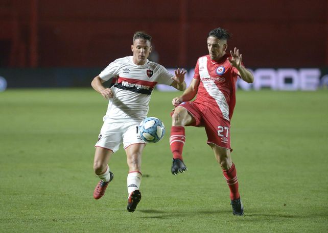 Newells no estuvo cómodo y perdió un partido que lo demora