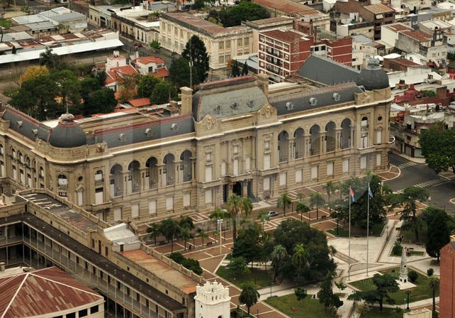 A partir de mañana comenzará el pago a los empleados públicos del sueldo de diciembre