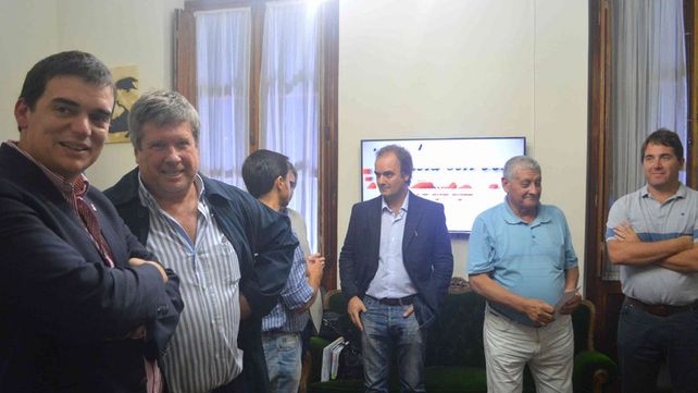 Firman primer boleto de compraventa para instalar empresa en el Parque Industrial de Nogoyá