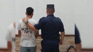 Un joven de 21 años fue detenido en La Paz acusado de haberle disparado a un adolescente, quien fue derivado a Paraná con una herida en las costillas.