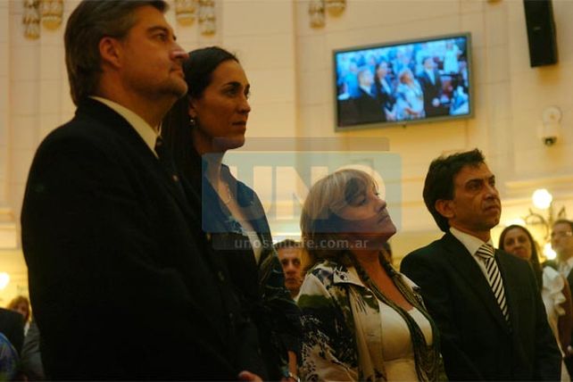 Miguel del Sel desembarc&oacute; en Santa Fe y pate&oacute; el tablero en Diputados